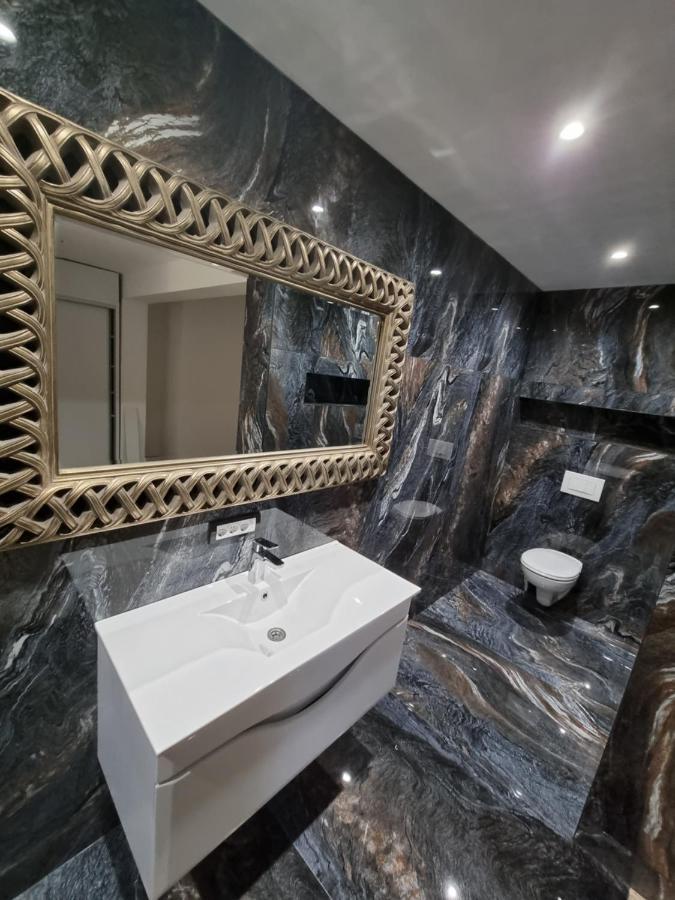 Sky Apartmani & Spa Leskovac  Kültér fotó