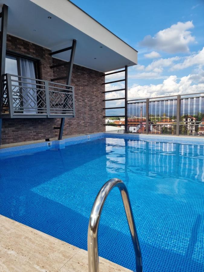 Sky Apartmani & Spa Leskovac  Kültér fotó