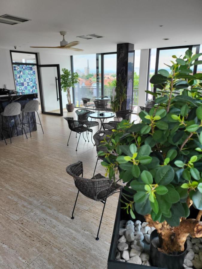 Sky Apartmani & Spa Leskovac  Kültér fotó