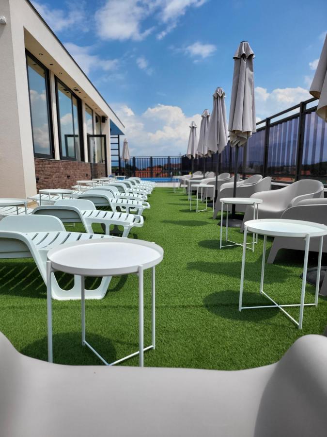 Sky Apartmani & Spa Leskovac  Kültér fotó
