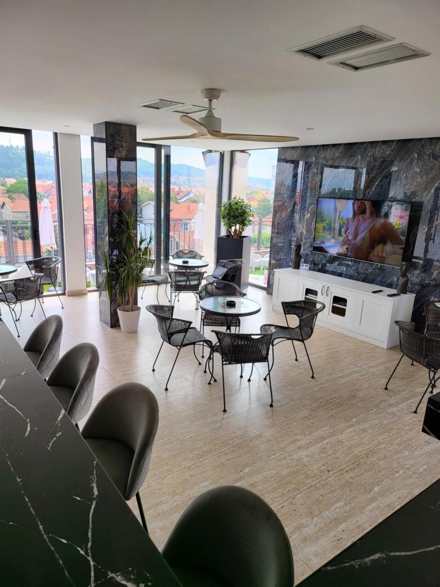 Sky Apartmani & Spa Leskovac  Szoba fotó
