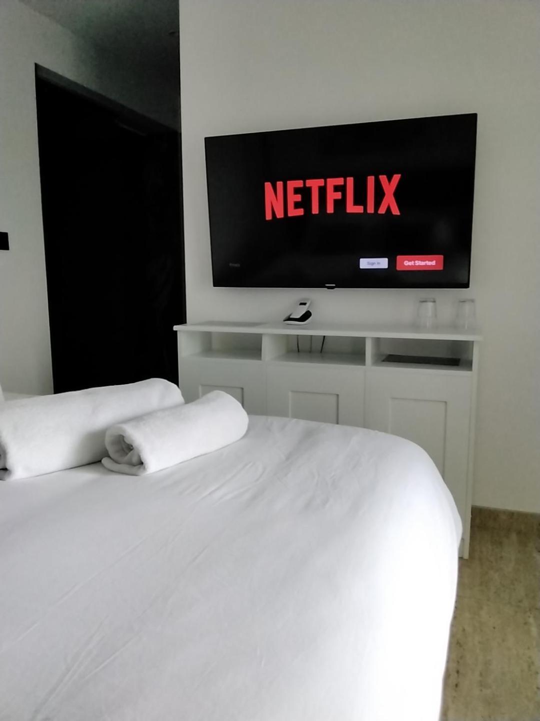 Sky Apartmani & Spa Leskovac  Szoba fotó